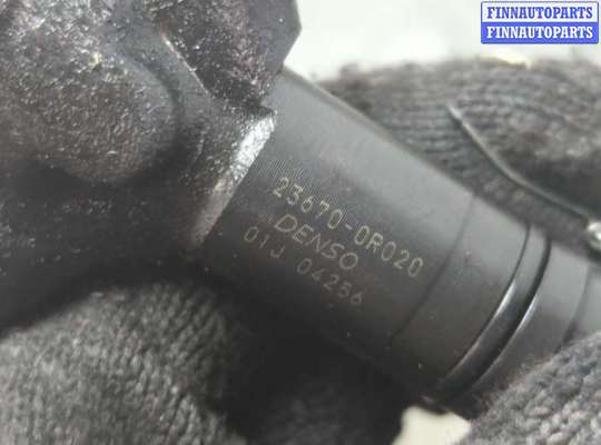 Форсунка топливная на Toyota RAV4 III (XA30)