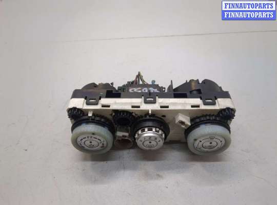 Переключатель отопителя (печки) MT572417 на Mitsubishi Colt 2002-2012