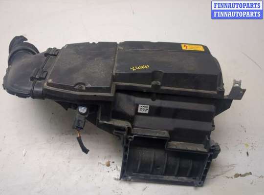 Корпус воздушного фильтра MB1391937 на Mercedes C W203 2000-2007