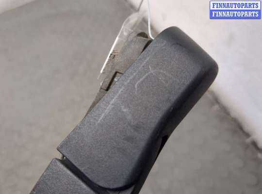 купить Щеткодержатель на Mercedes ML W164 2005-2011