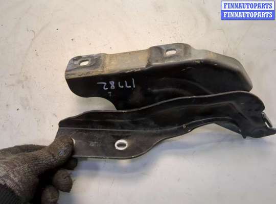 купить Петля капота на Infiniti QX56 2010-2013