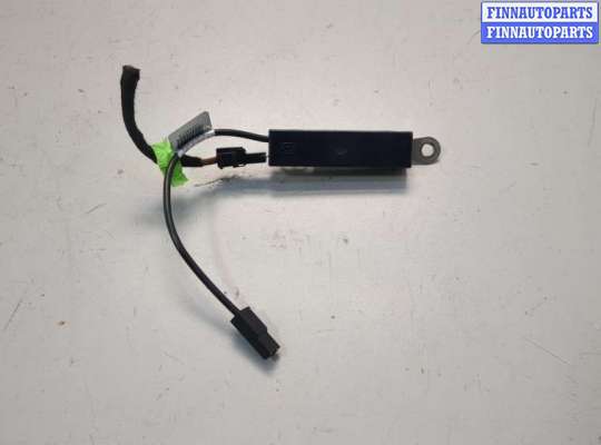 Антенна FO1993281 на Ford Fusion 2017-2020 USA