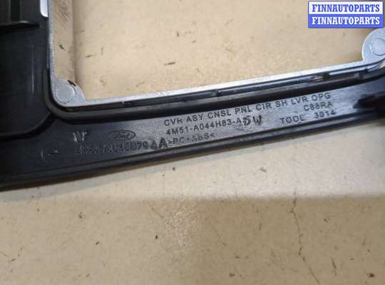 купить Рамка под кулису на Ford Focus 2 2005-2008
