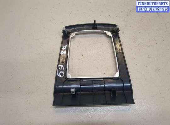 купить Рамка под кулису на Ford Focus 2 2005-2008