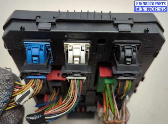 купить Блок управления BSI (Блок предохранителей) на Peugeot 5008 2009-2016