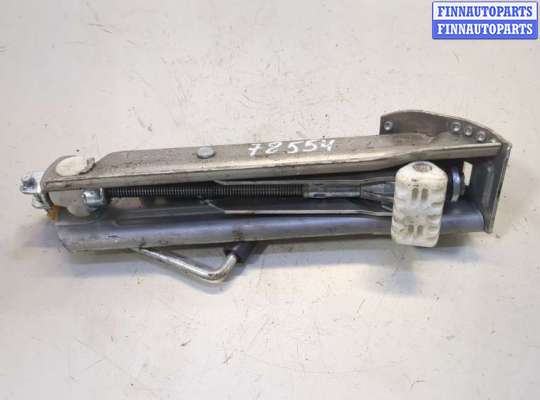 Домкрат MB1576098 на Mercedes C W204 2006-2015
