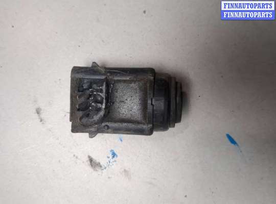 купить Датчик парктроника на Volkswagen Touareg 2002-2007