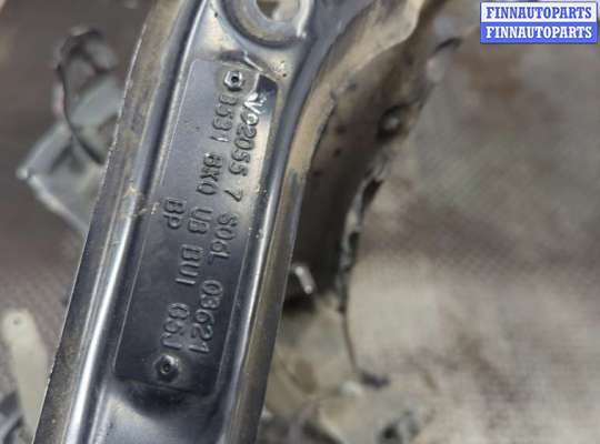 купить Рамка передняя (телевизор) на Ford Escape 2015-2019