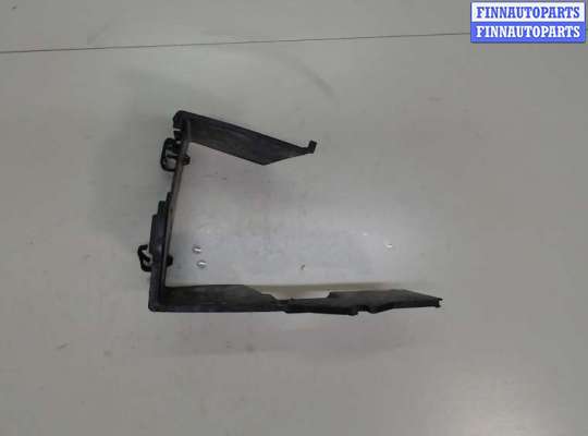 купить Кожух аккумулятора на Volvo S40 2004-