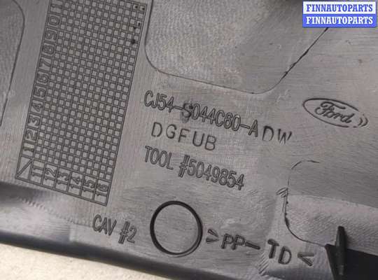 купить Обшивка стойки на Ford Escape 2015-2019