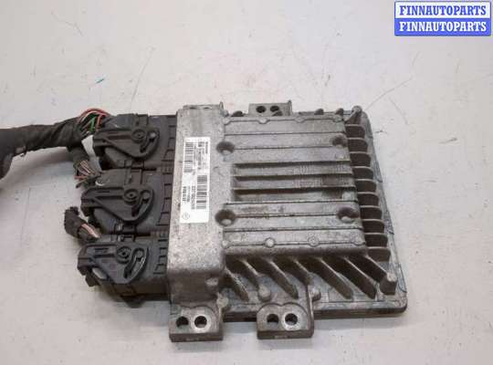 Блок управления двигателем RN1590997 на Renault Scenic 2012-2016