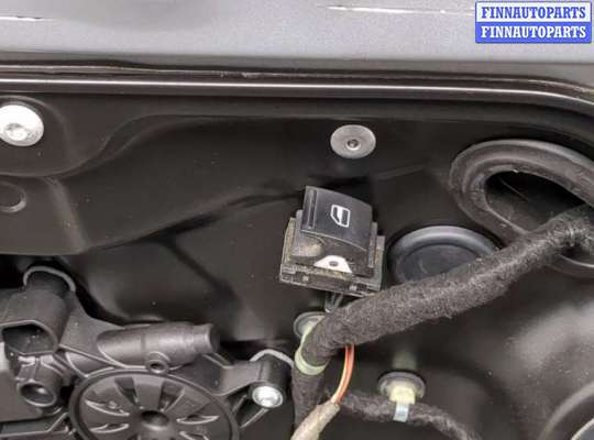купить Дверь боковая (легковая) на Volkswagen Passat 6 2005-2010