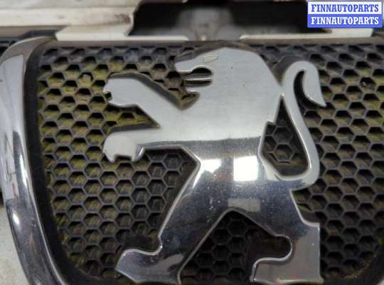 купить Решетка радиатора на Peugeot Partner 2002-2008