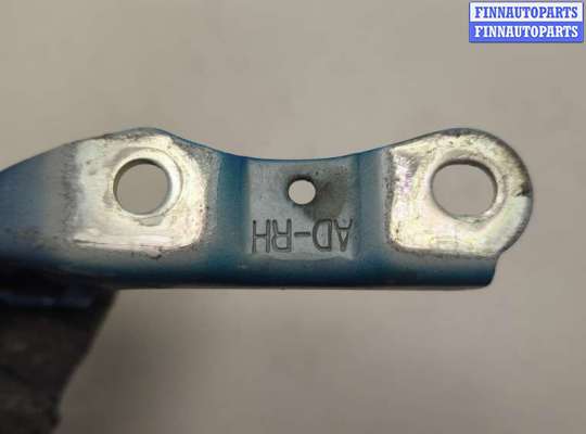 Петля капота на Hyundai Elantra VI (AD)