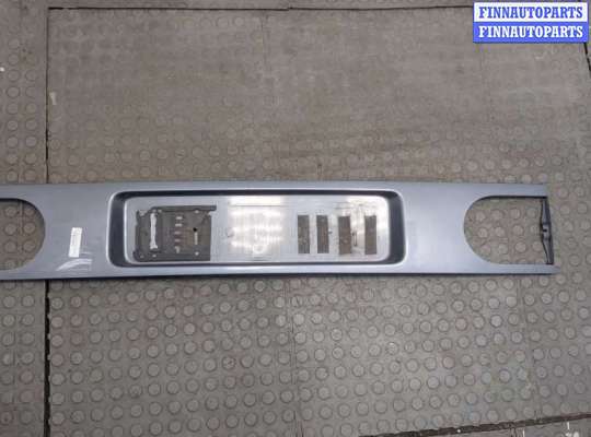 купить Накладка под номер (бленда) на Volkswagen Sharan 2000-2010