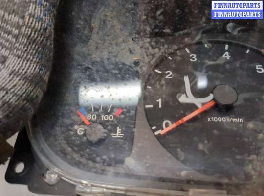 Щиток приборов на Isuzu Rodeo II (UTS-145)