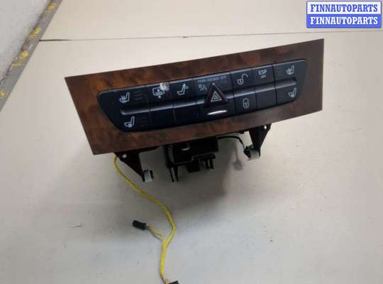 купить Проигрыватель, чейнджер CD/DVD на Mercedes CLS C219 2004-2010