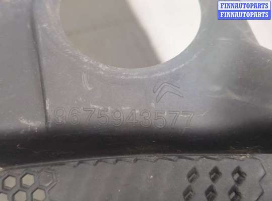 купить Жабо под дворники (дождевик) на Citroen C4 Picasso 2013-2018