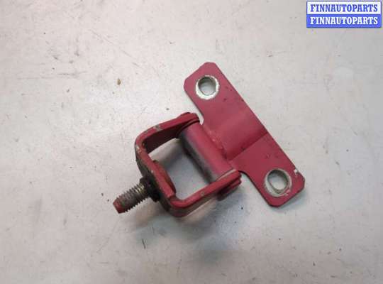 купить Петля крышки багажника на Mitsubishi Outlander 2003-2009