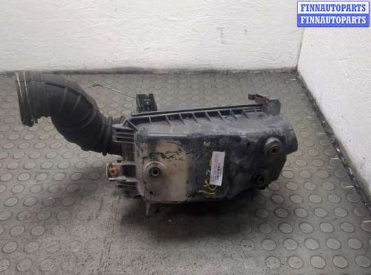 купить Корпус воздушного фильтра на Pontiac Vibe 1 2002-2008