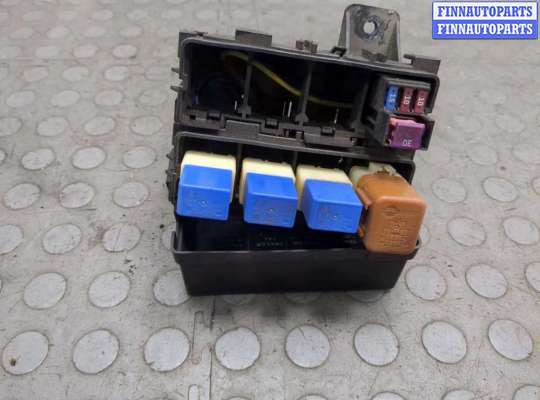 купить Блок реле на Infiniti QX56 2010-2013