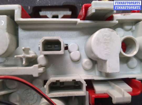 купить Фонарь (задний) на Volkswagen Passat 5 2000-2005