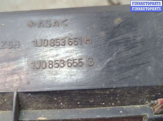 купить Решетка радиатора на Volkswagen Golf 4 1997-2005