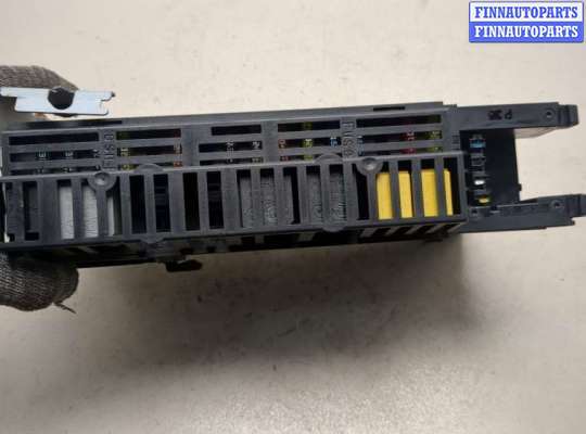 Блок предохранителей MB1622321 на Mercedes CLS C219 2004-2010