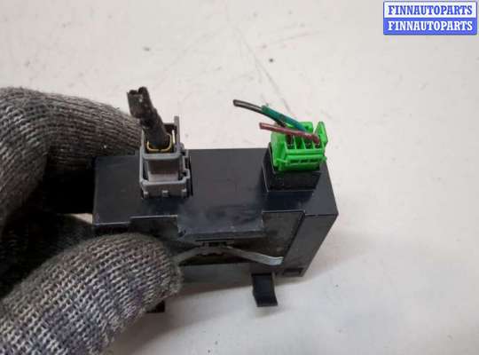 купить Блок управления центральным замком на Cadillac Escalade 3 2006-2014