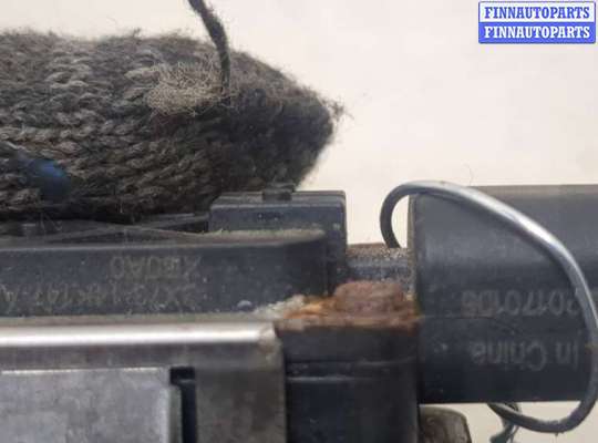 купить Кнопка открывания багажника с крышки на Jaguar XE 2015-2025