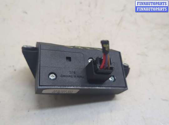 купить Кнопка регулировки рулевой колонки на Audi Q7 2005-2015