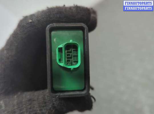 купить Замок двери на Volvo S40 / V40 1995-2004