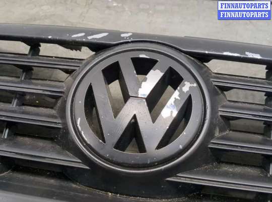 купить Решетка радиатора на Volkswagen Passat 6 2005-2010