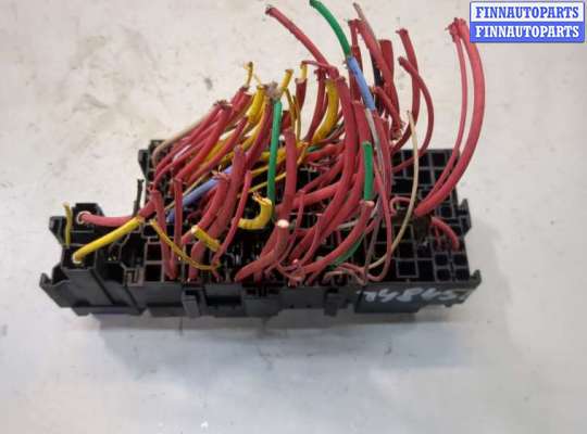 купить Блок предохранителей на Renault Trafic 2014-2025