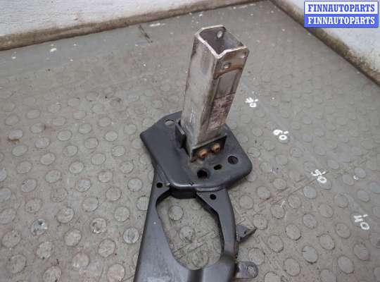 купить Балка под радиатор на Audi A6 (C6) 2004-2011