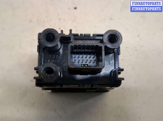 купить Кнопка стояночного тормоза (ручника) на Mitsubishi Eclipse Cross 2017-