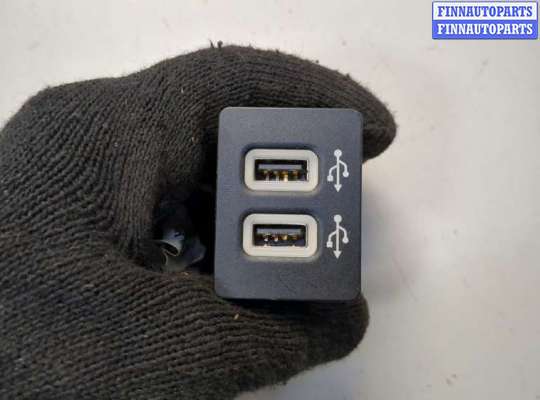 купить Разъем AUX/USB на Ford Fusion 2017-2020 USA