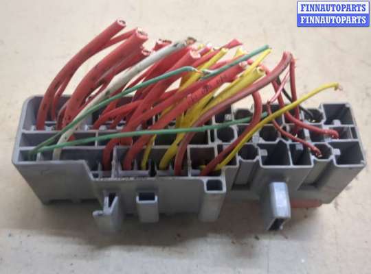 купить Блок предохранителей на Renault Scenic 2003-2009