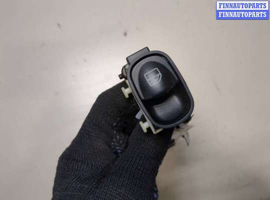 купить Кнопка стеклоподъемника (блок кнопок) на Mercedes C W203 2000-2008