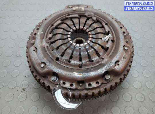 Маховик RN1523265 на Renault Megane 3 2009-2016