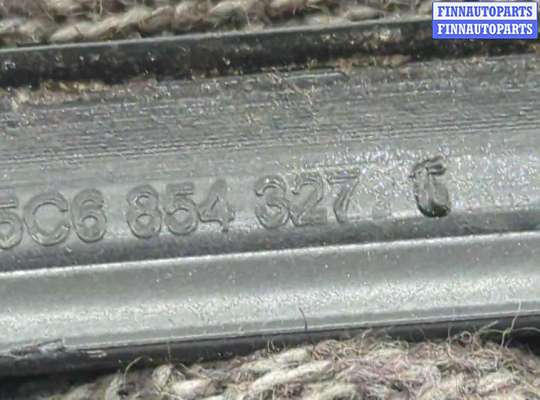 купить Молдинг стекла (лобовое) на Volkswagen Jetta 6 2010-2018