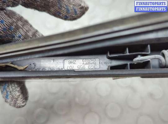 Поводок дворника на Volkswagen Passat B8 (3G)