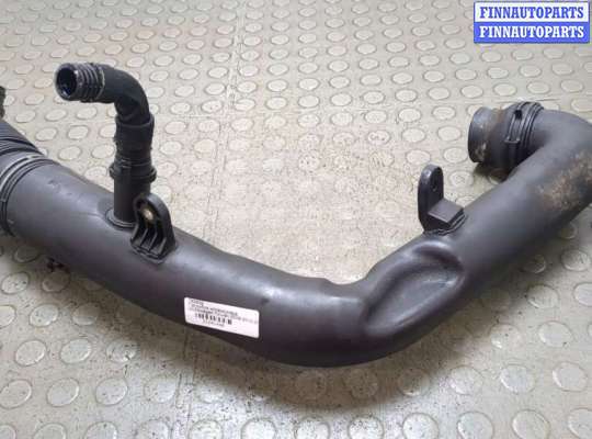 Патрубок интеркулера VG2764717 на Volkswagen Touran 2006-2010