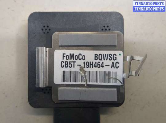 Антенна на Ford Explorer V (U502)