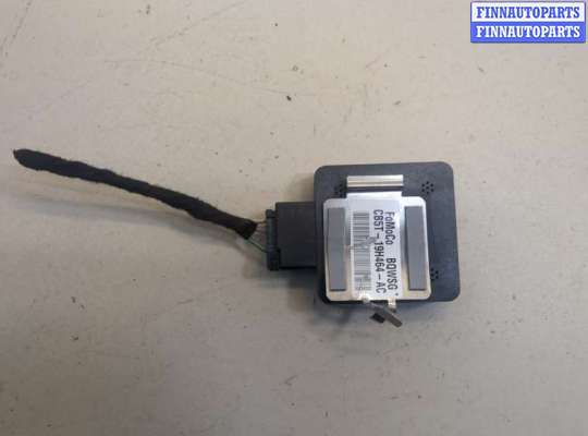 Антенна на Ford Explorer V (U502)