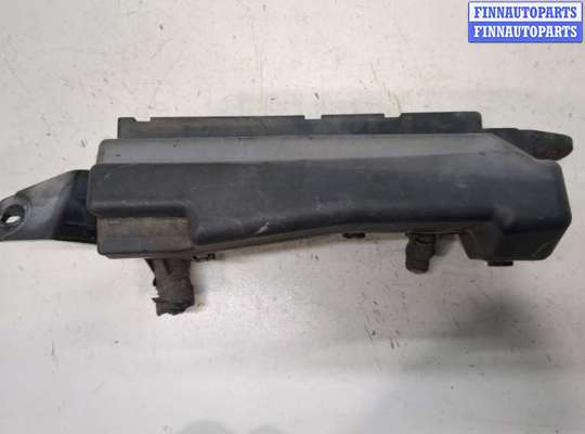 купить Блок предохранителей на Toyota Corolla E12 2001-2006