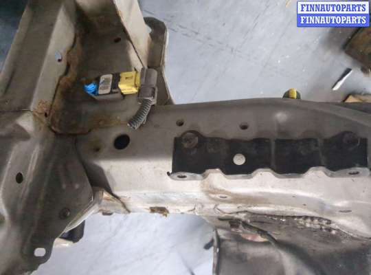 купить Усилитель бампера на Toyota Corolla E12 2001-2006