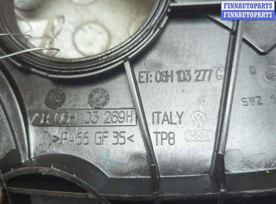 Крышка двигателя боковая на Audi A5 (8T)