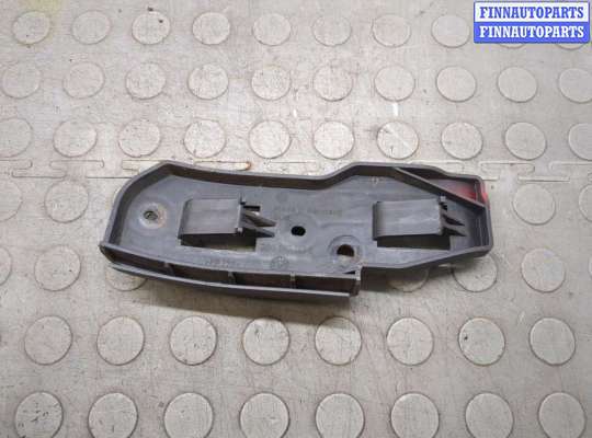 Купить Кронштейн бампера на Volkswagen Passat 5 2000-2005 Кронштейн бампера VG2747132 на Volkswagen Passat 5 2000-2005