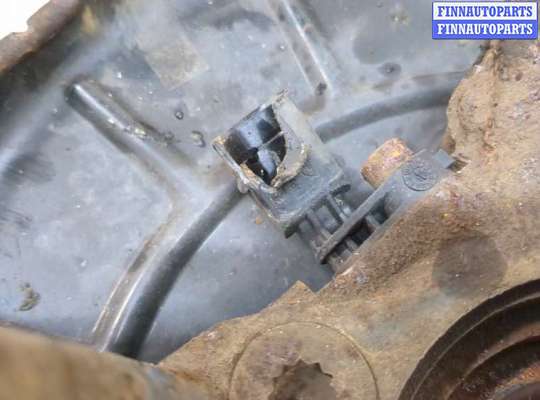 купить Ступица (кулак, цапфа) на Volkswagen Touran 2010-2015